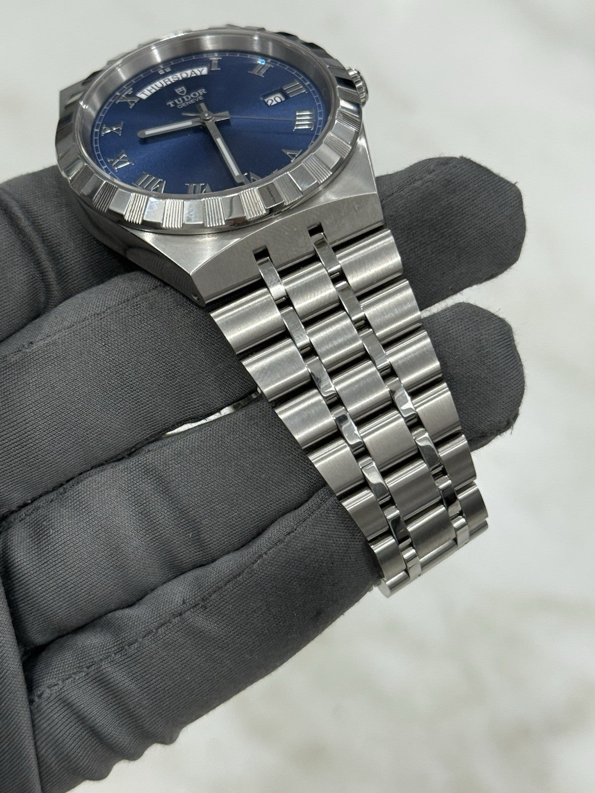 2021 Tudor Royal Blue Roman Day Date Stainless Steel Men's Automatic Watch 28600