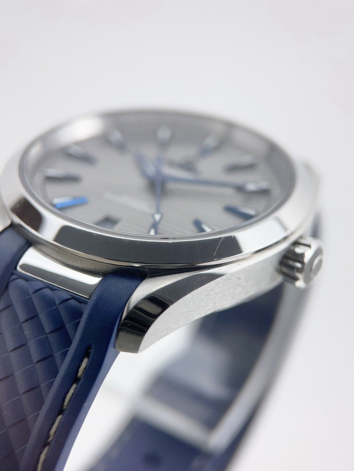 2022 Omega Seamaster Aqua Terra Steel 41mm Men's Watch 220.12.41.21.06.001