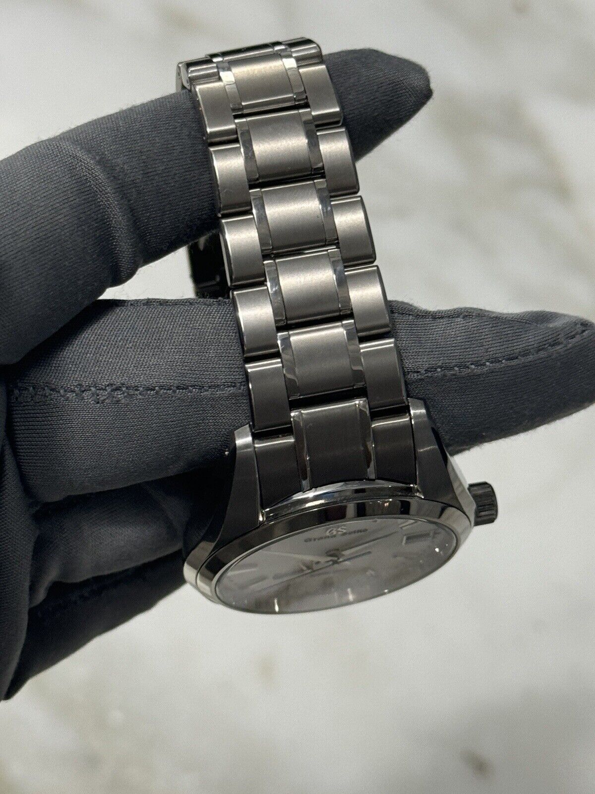 2023 Grand Seiko Spring Drive Snowflake Date Watch SBGA211 Titanium  - Box/Paper