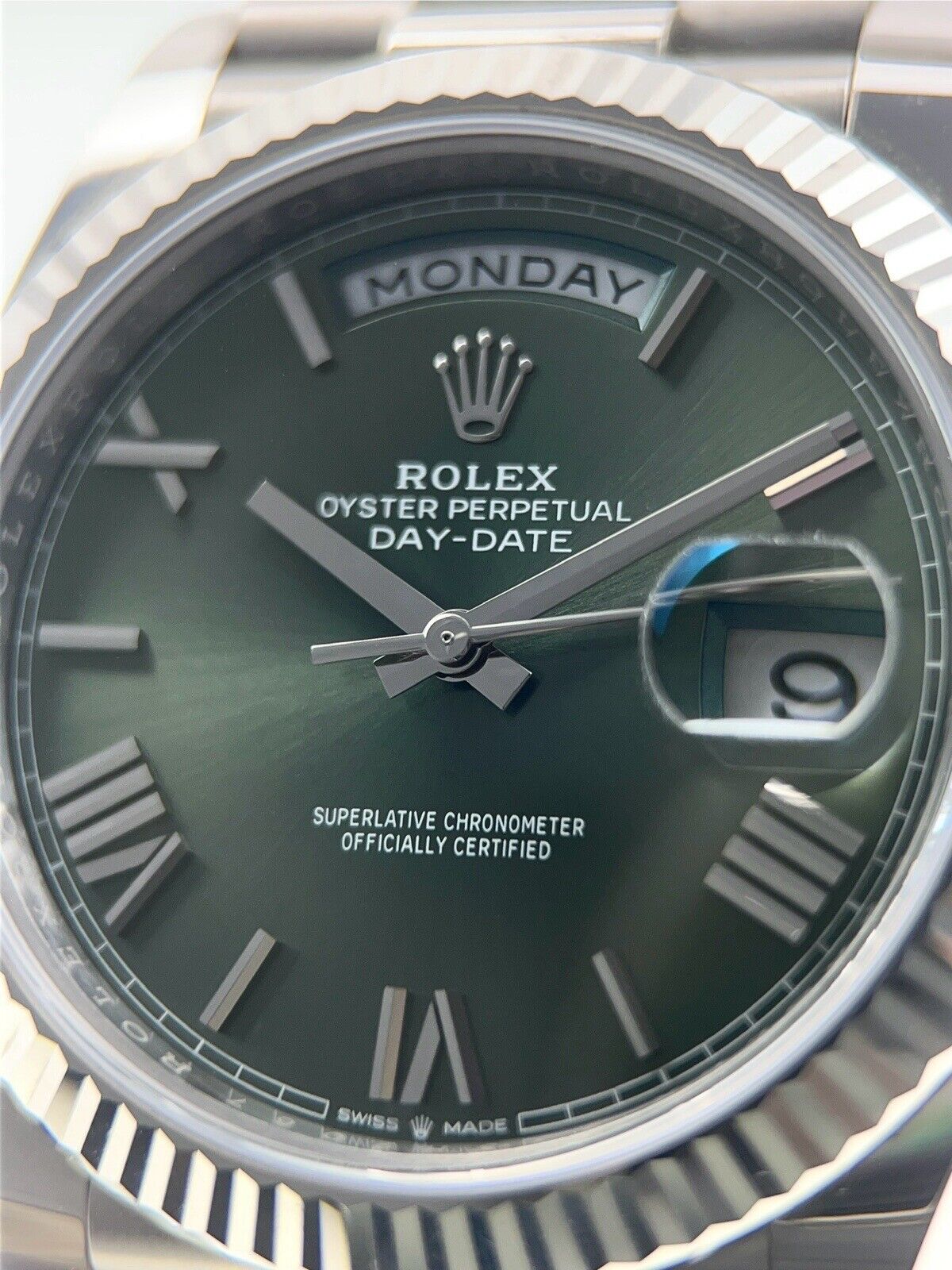 2022 Rolex Day Date 18k White Gold Olive Dial 40mm Automatic Men’s Watch 228239