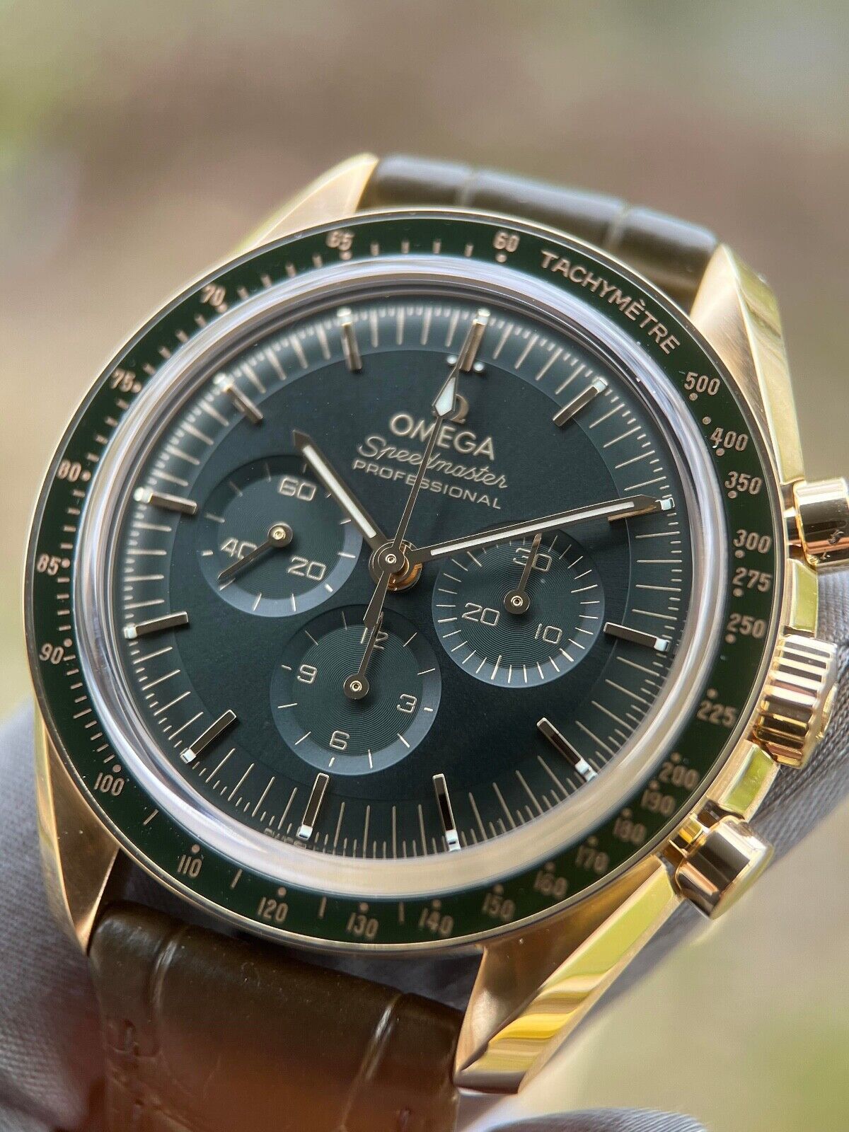 2023 NEW Omega Speedmaster Professional MOONSHINE GREEN Moonwatch B/P