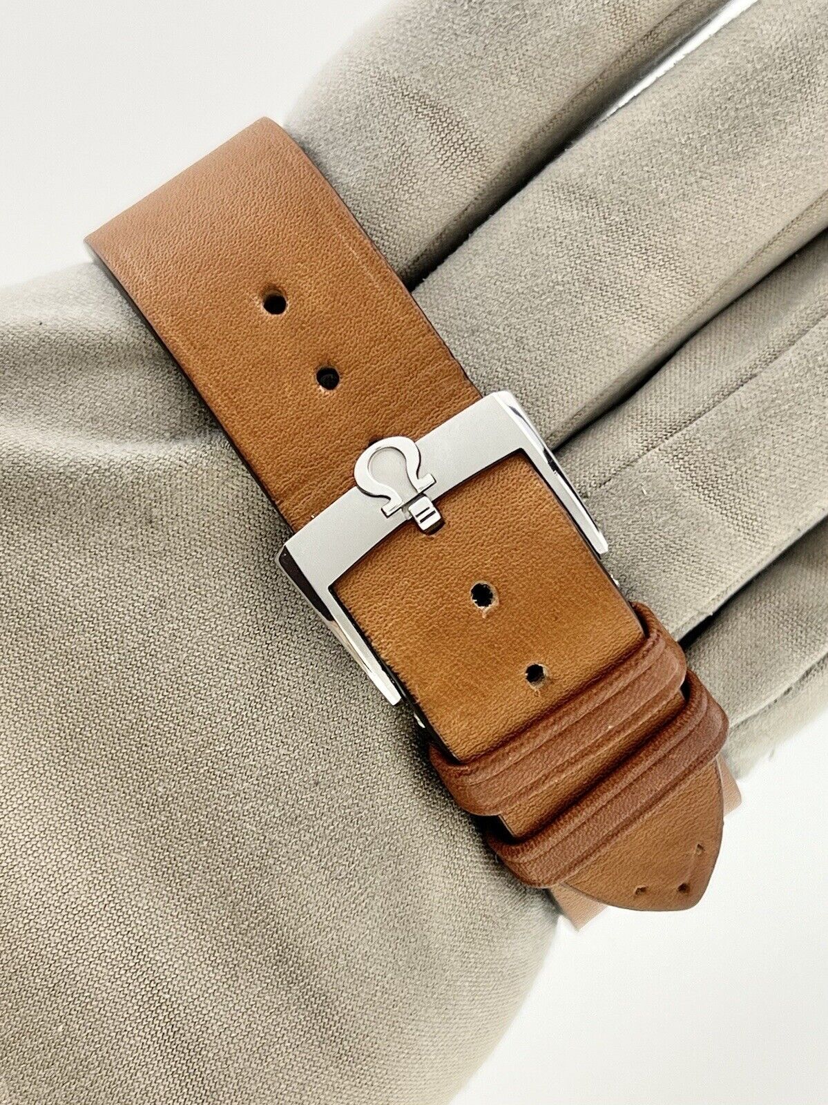 2022 Omega Specialities CK589 Manual Silver Men's Watch 511.12.39.21.99.002