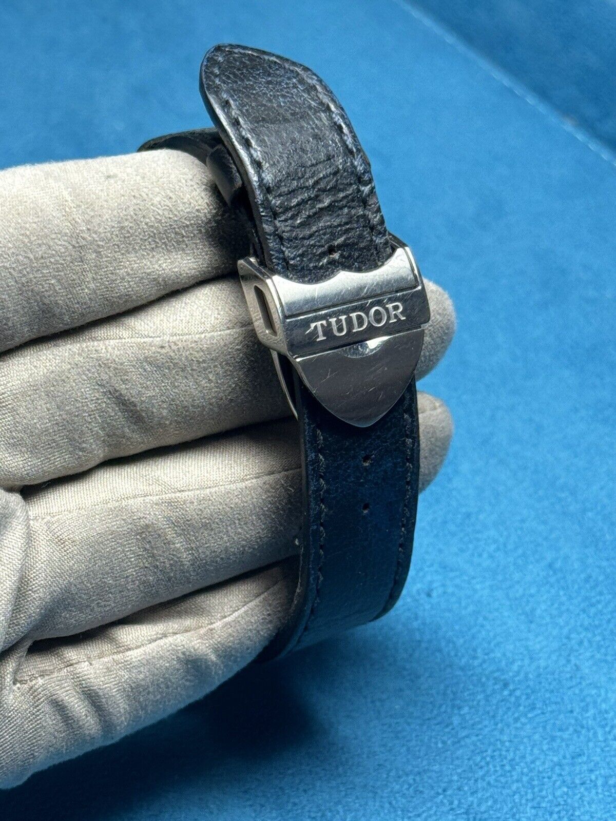 2016 Tudor Black Bay Stainless Blue/Black 41mm Automatic Men’s Watch 79220B