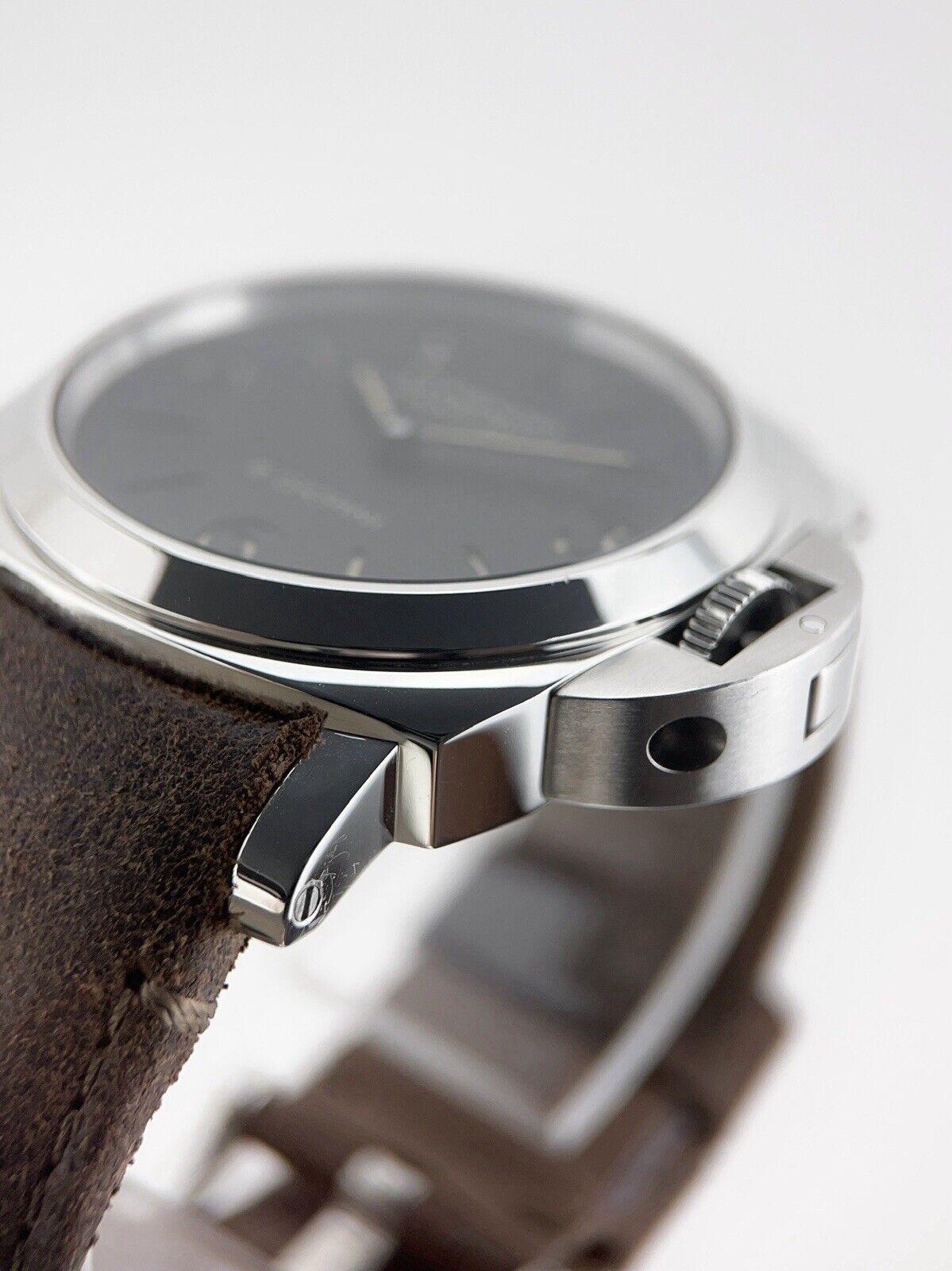 2021 Panerai Luminor Base Steel 44mm Manual Wind Mens Watch PAM00914 - Box/Paper