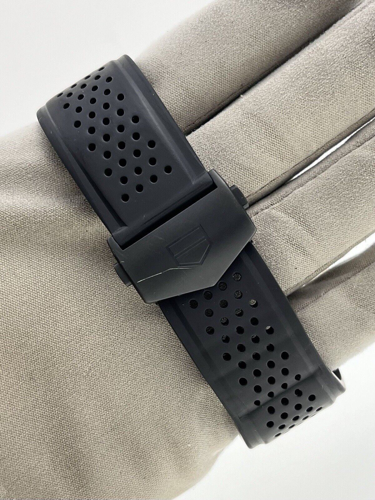 2019 Tag Heuer Carrera Carbon 43mm Automatic Men’s Watch CBG2017 - Box/Papers