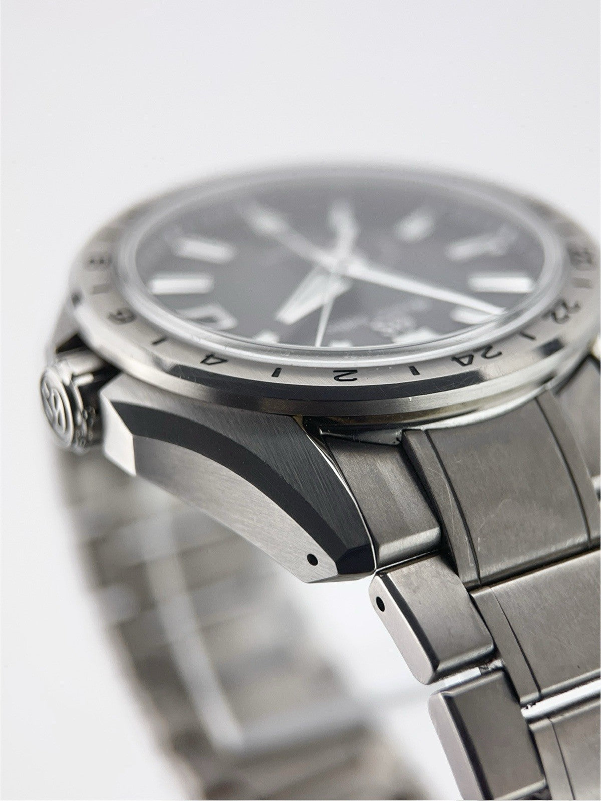 Grand Seiko Evolution Titanium Black Dial 41mm Automatic Men’s Watch SBGE283