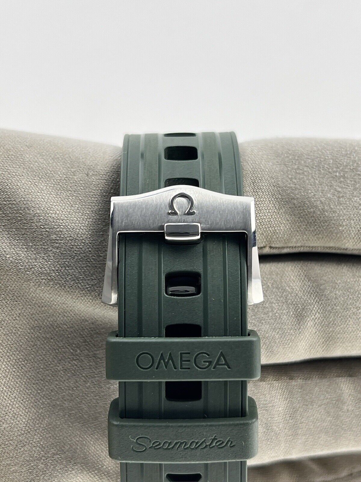 2023 Omega 210.30.42.20.01.001 Seamaster Diver 300m Green Dial Automatic B&P