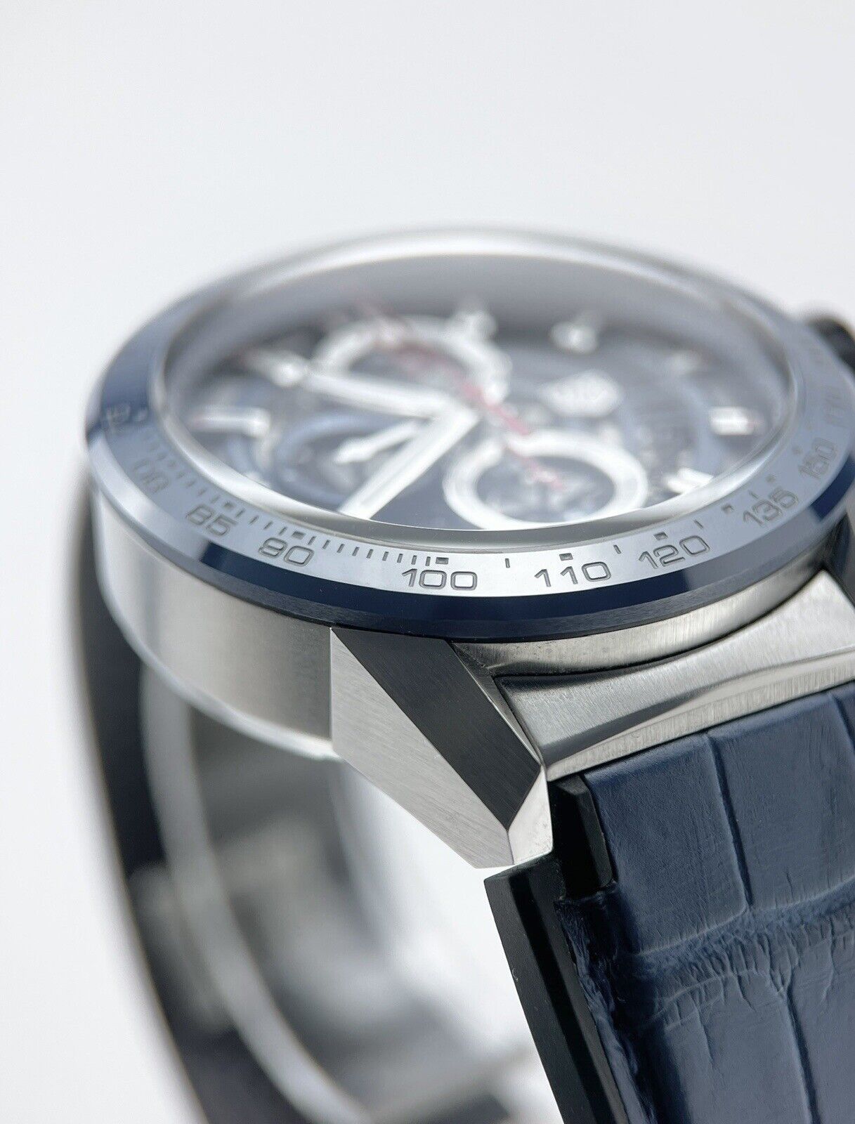 2020 Tag Carrera Caliber Heuer 01 CAR201T Men's Watch 43mm - Box And Papers