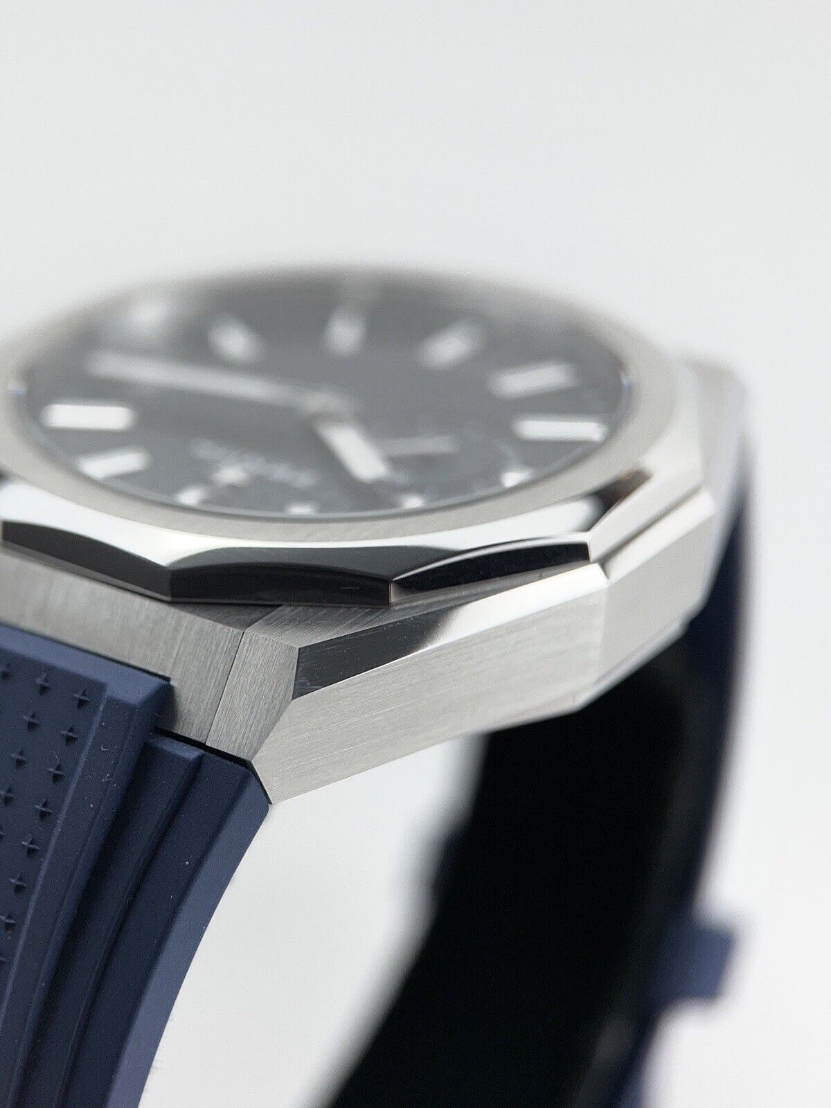 Zenith Defy Skyline Blue 41mm Automatic Mens Steel Watch 03.9300.3620/51.I001