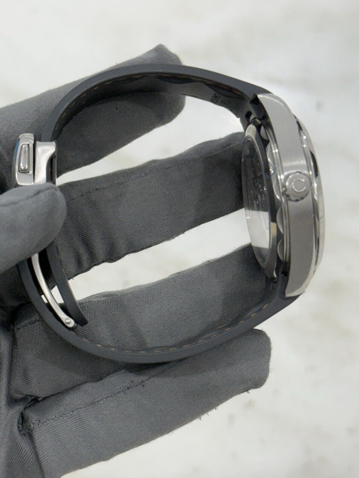 2021 Omega Seamaster Aqua Terra Automatic Rubber Watch 220.12.41.21.02.002 - B/P