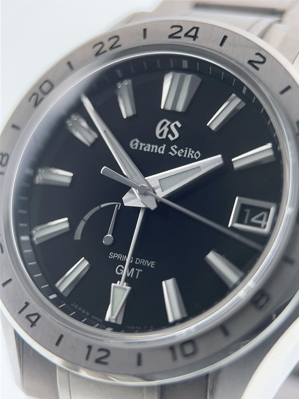 Grand Seiko Evolution Titanium Black Dial 41mm Automatic Men’s Watch SBGE283