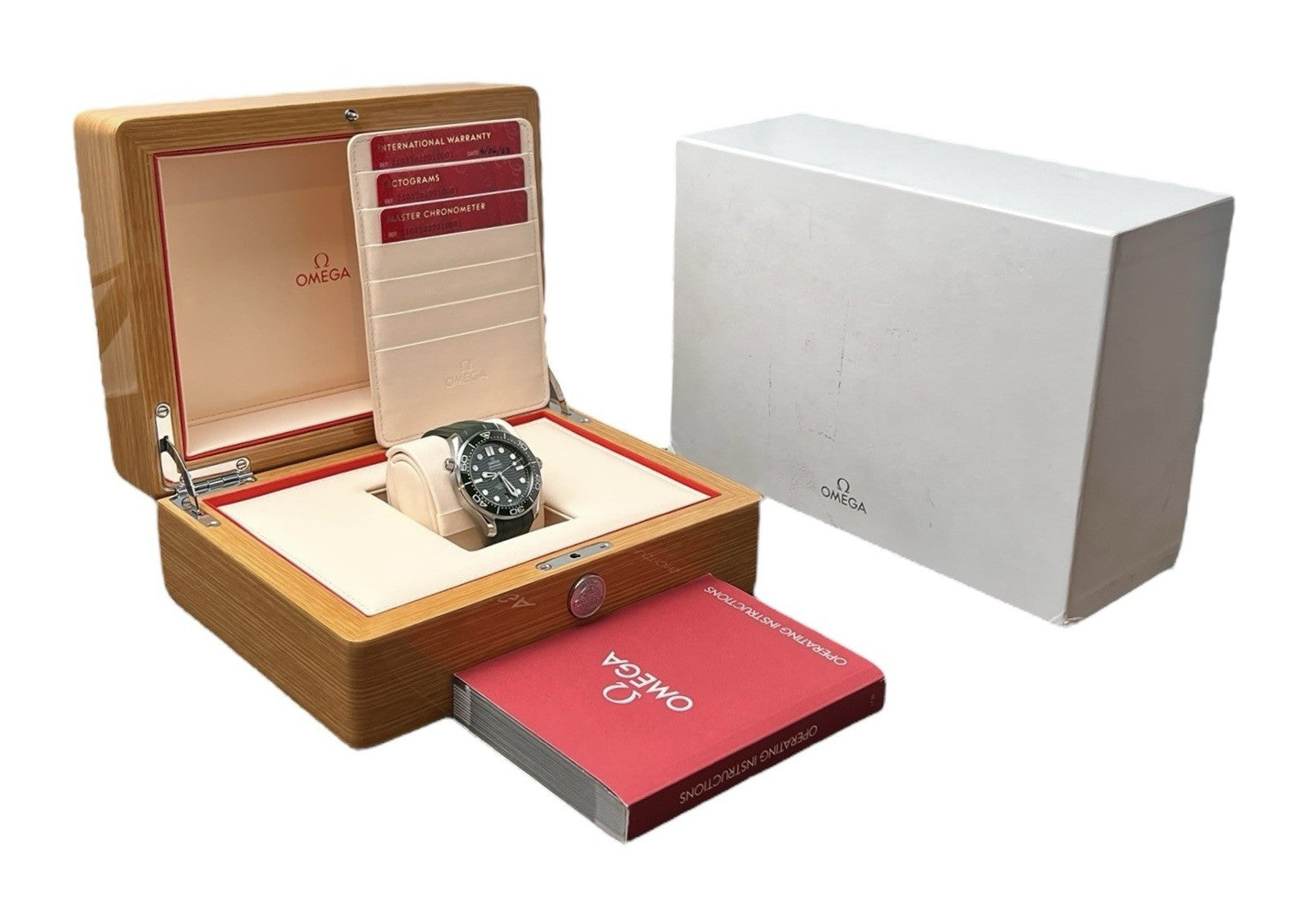 Omega Seamaster Diver Steel Green Dial 42mm Automatic Men’s 210.32.42.20.10.001