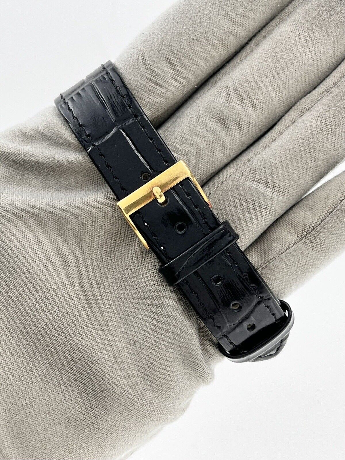 Vintage Vacheron Constantin “Turler” Dial Manual Wind 32mm 18k Gold Watch 26747