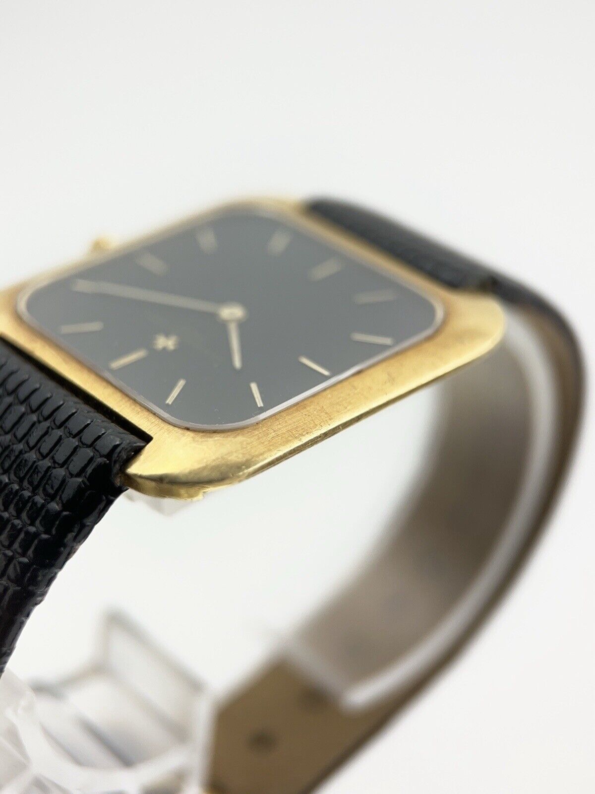 Vacheron Constantin Ultra Slim 18k Yellow Gold 35mm Manual Wind Mens Watch 33016