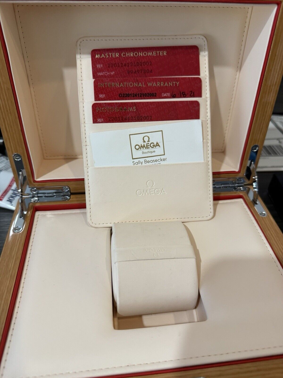 2021 Omega Seamaster Aqua Terra Automatic Rubber Watch 220.12.41.21.02.002 - B/P