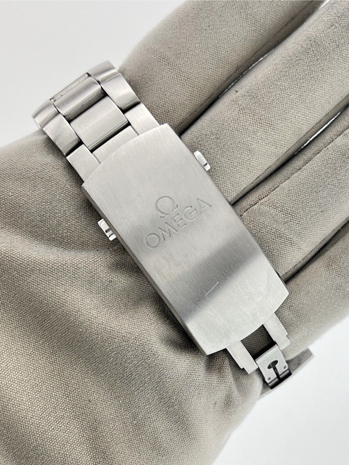 2022 Omega Seamaster Planet Ocean Oreo Bezel 44mm Automatic 215.33.44.22.01.001