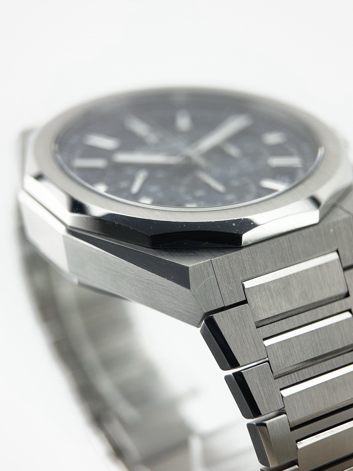 Zenith Defy Skyline Stainless Steel Blue Dial 42mm Automatic Men’s 03.9500.3600