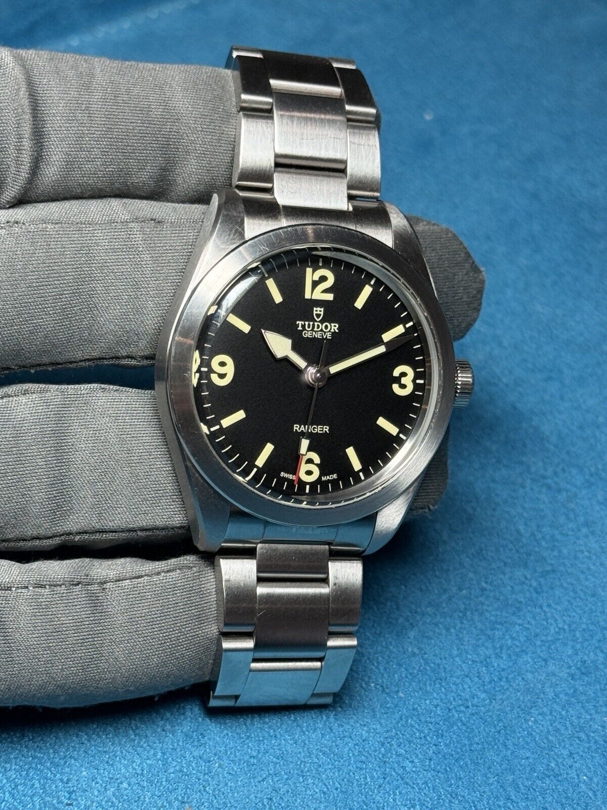 2022 Tudor Ranger 39mm Stainless Steel 79950 Black Dial Automatic Mens Watch