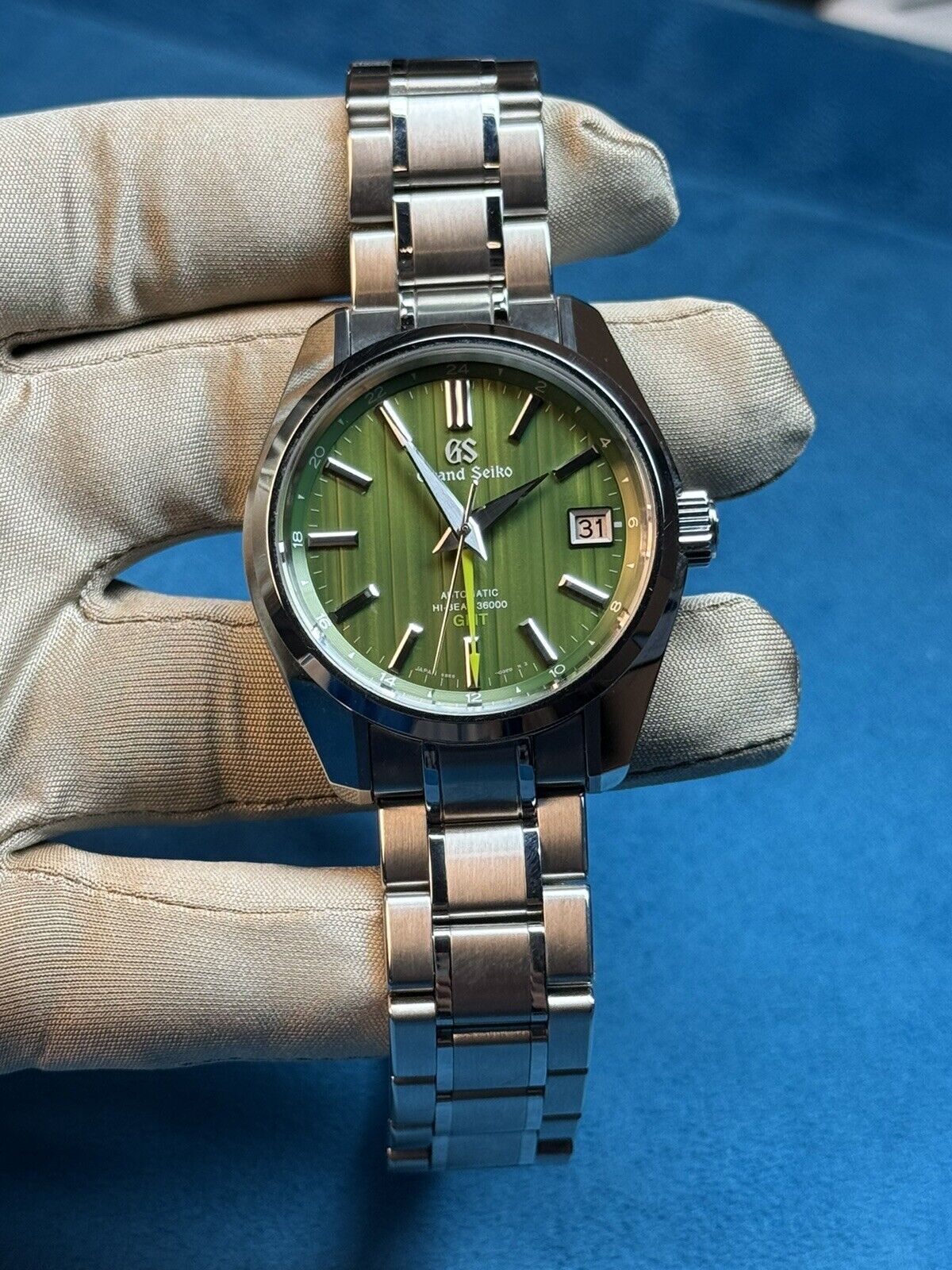 2022 Grand Seiko Heritage Bamboo Green Stainless Steel Automatic 40mm SBGJ259