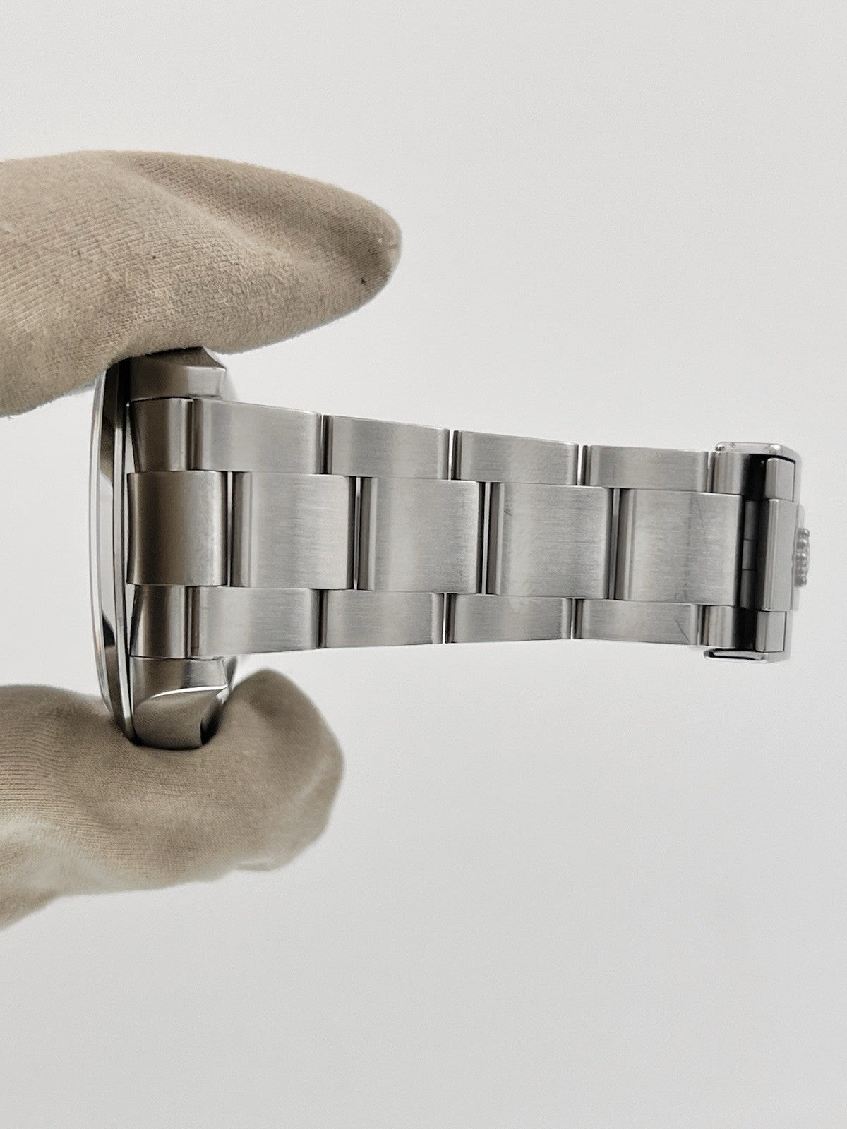 2018 Rolex Explorer Stainless Steel Black Dial 39mm Automatic Men's Watch 214270