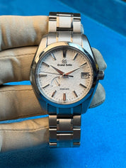 2020 Grand Seiko Spring Drive Snowflake Date 40mm Watch SBGA211 Titanium  - B/P