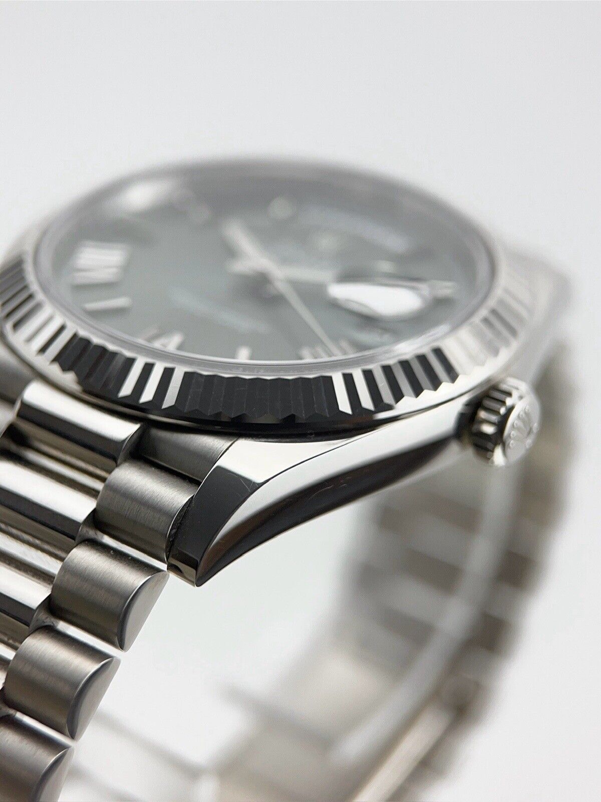 2022 Rolex Day Date 18k White Gold Olive Dial 40mm Automatic Men’s Watch 228239