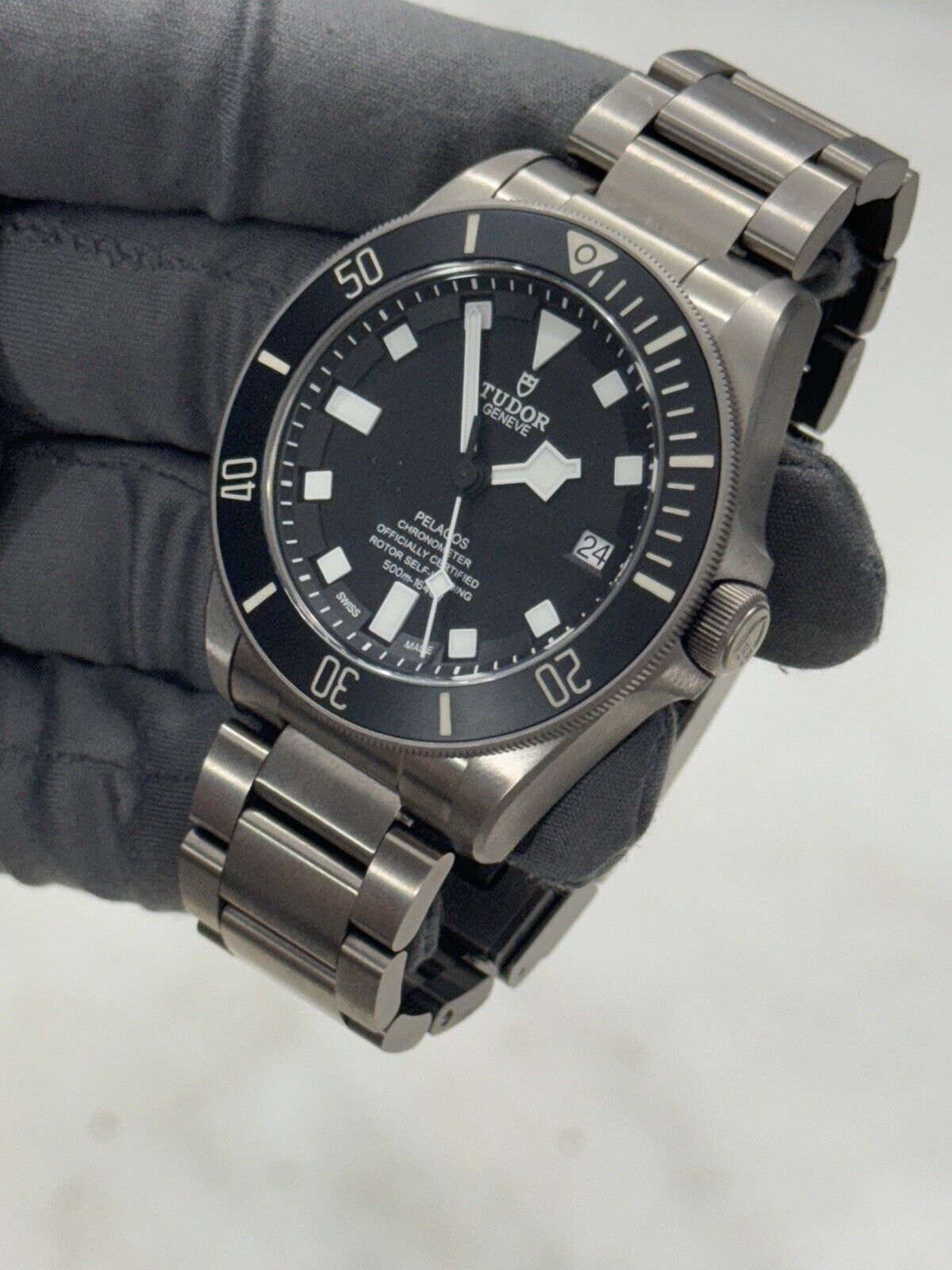 2022 Tudor Pelagos Black Dial Titanium Men's Watch 25600TN - Box/Papers