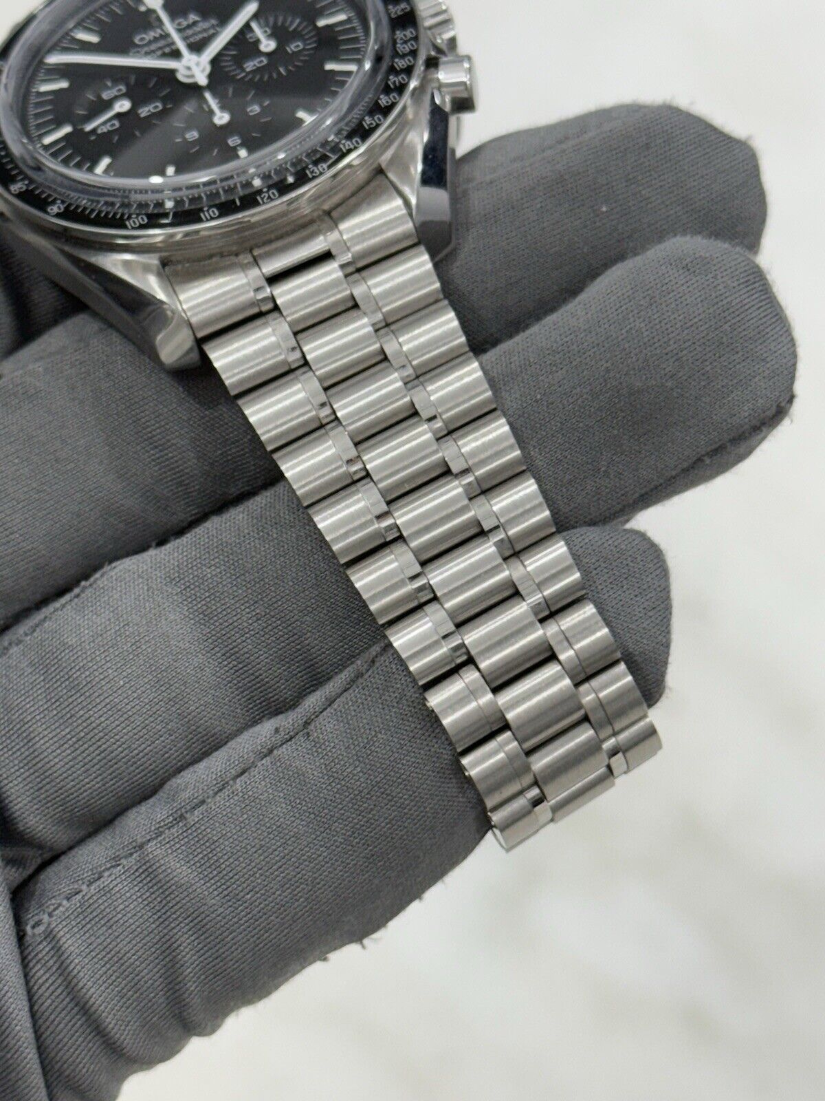 2022 Omega Speedmaster Moonwatch 42mm Sapphire Watch 310.30.42.50.01.002