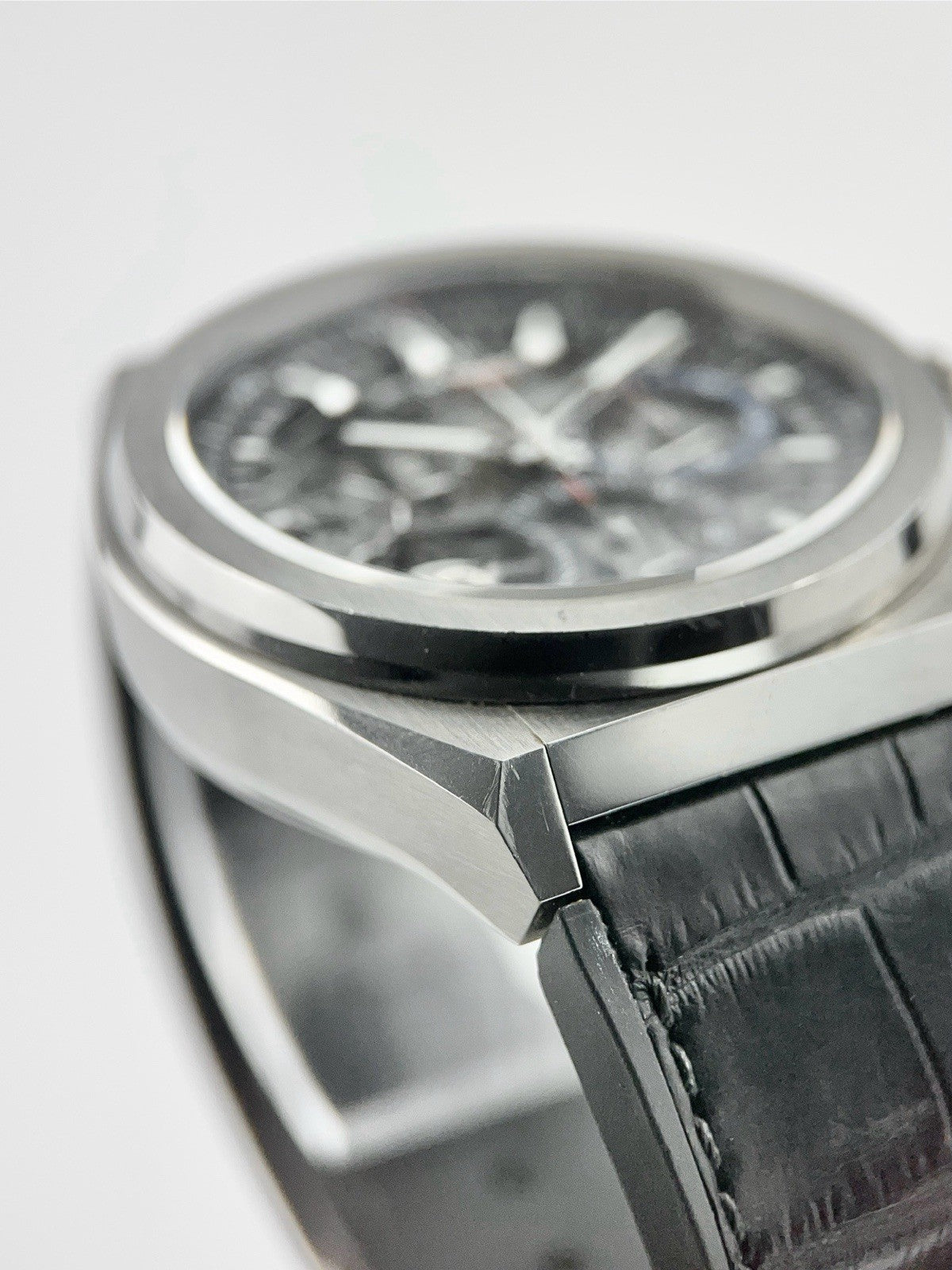 Zenith Defy El Primero Titanium Skeleton Dial 44mm Auto Mens Watch 95.9000.9004