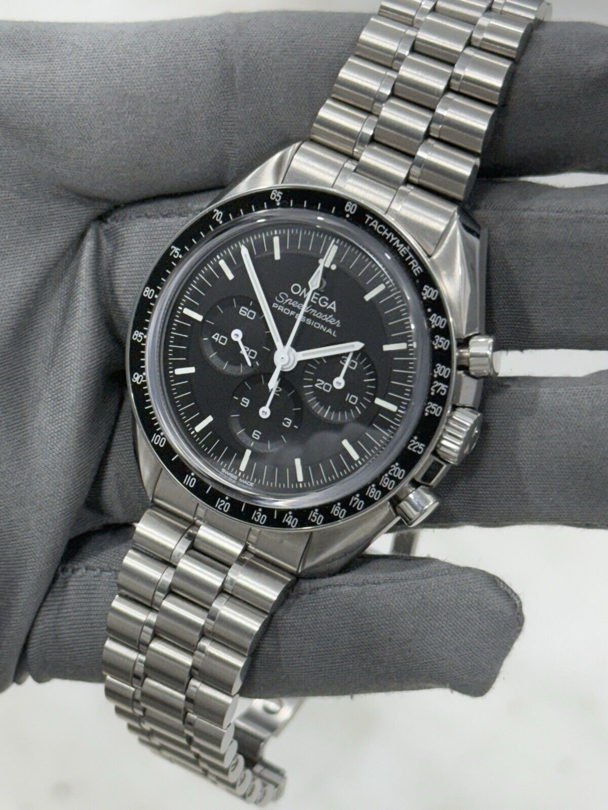 2022 Omega Speedmaster Moonwatch 42mm Sapphire Watch 310.30.42.50.01.002