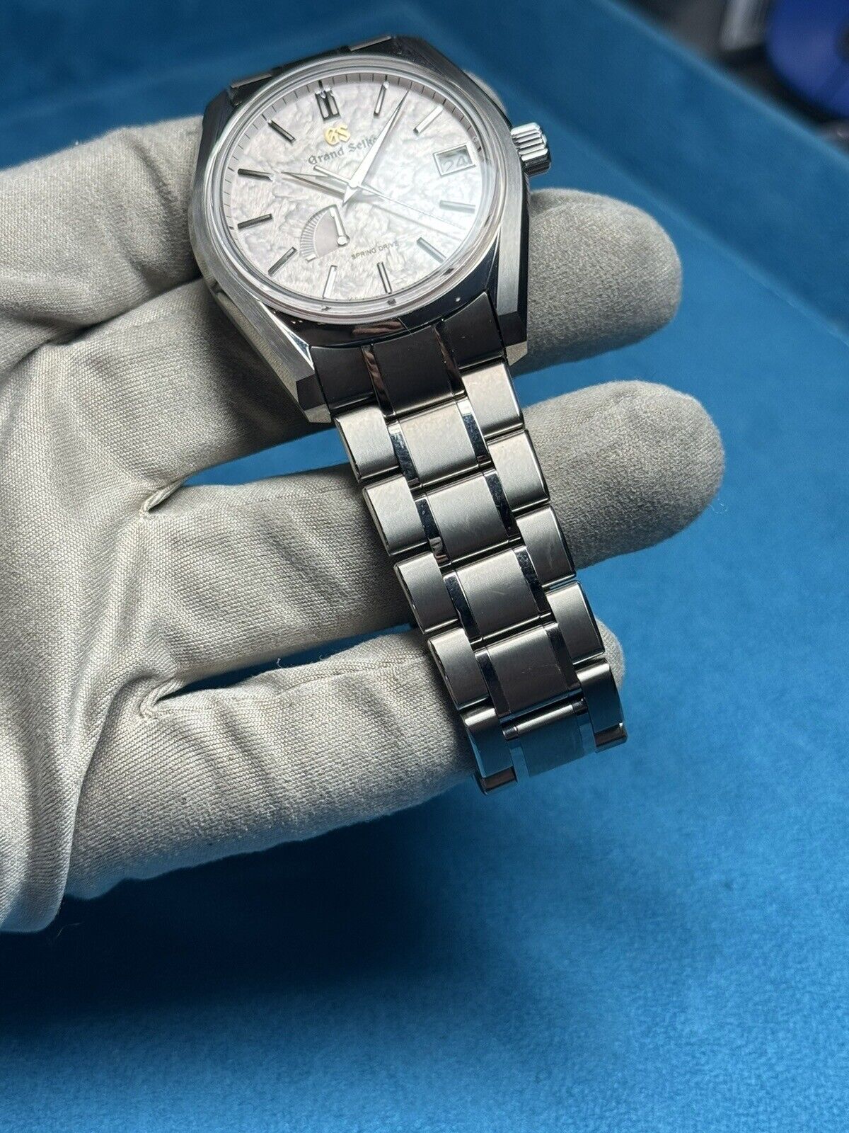 2023 Grand Seiko SBGA413 Spring Pink Dial Men's 40mm Automatic Watch - B/P