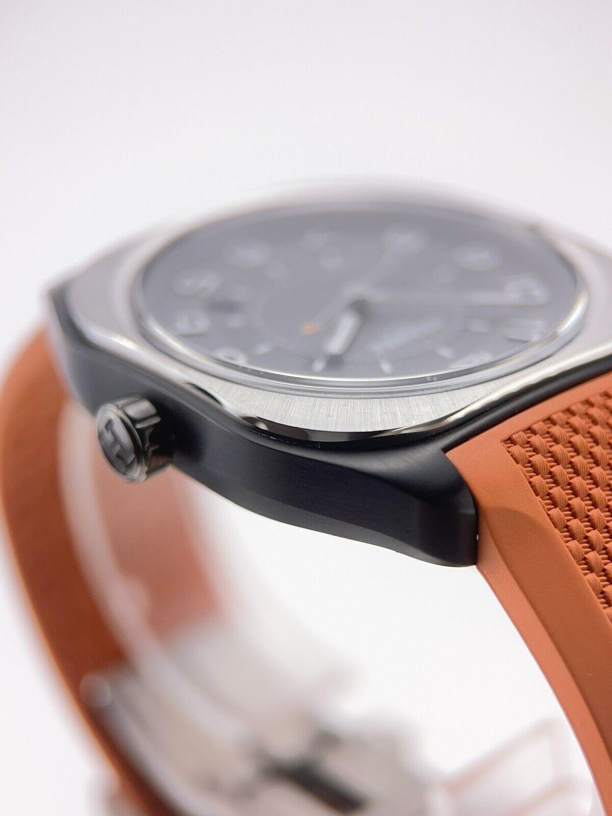 2022 Hermes H08 Titanium 39mm Automatic Men’s Watch H08 - Box/Papers