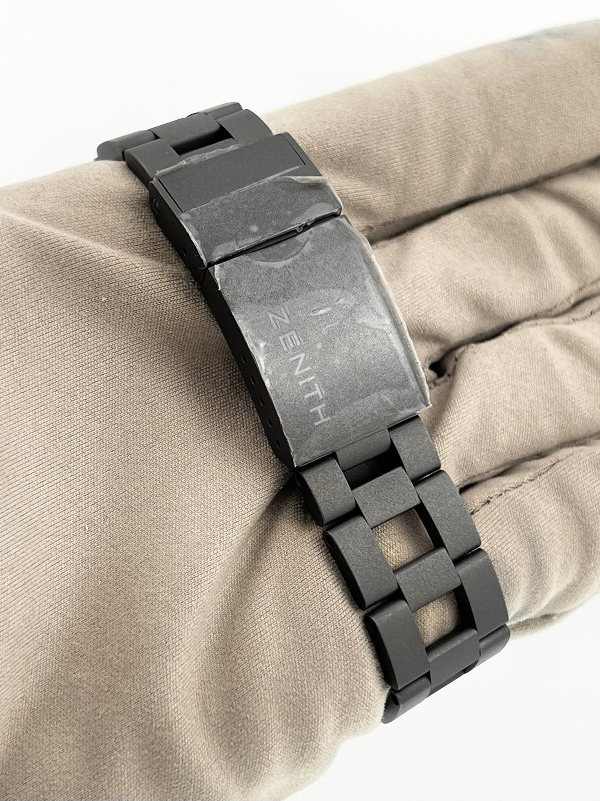 Brand New 2024 Zenith Defy Revival Shadow 97.A3642.670