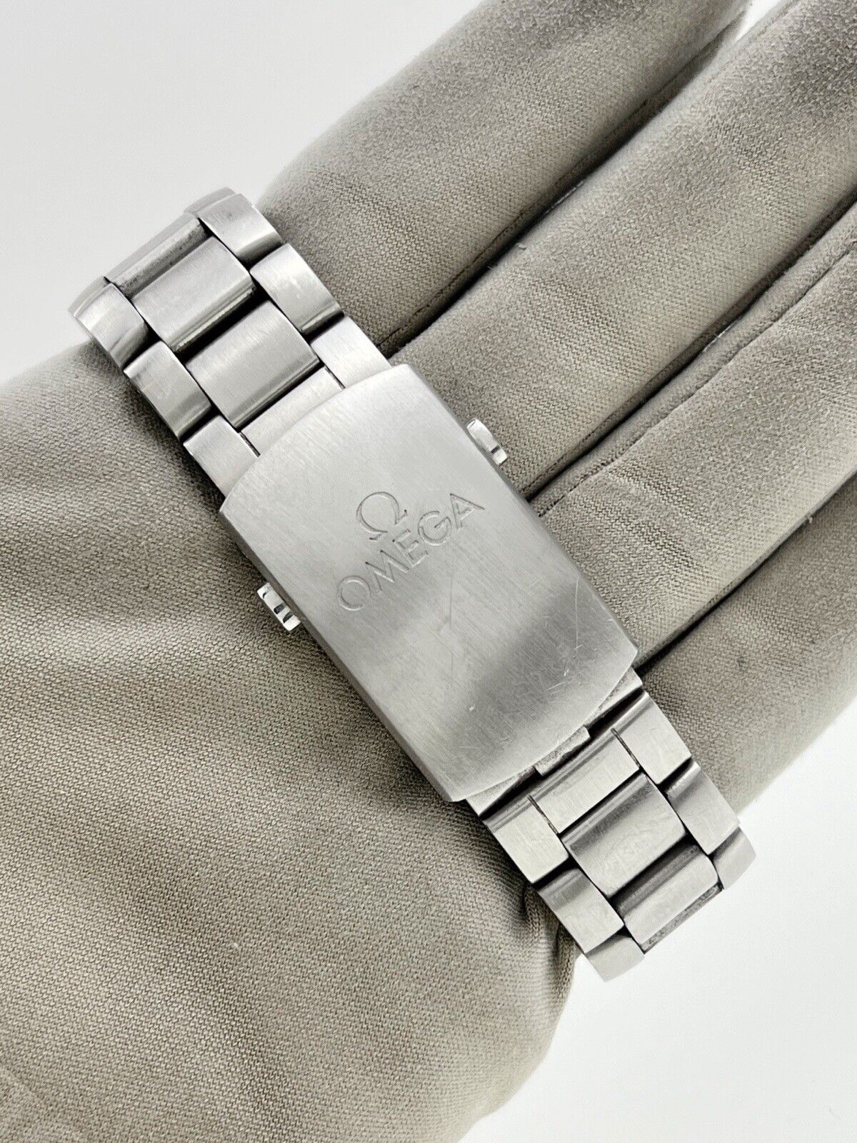 2021 OMEGA Seamaster Planet Ocean Blue Steel 40mm Mens Watch 215.33.40.20.03.001