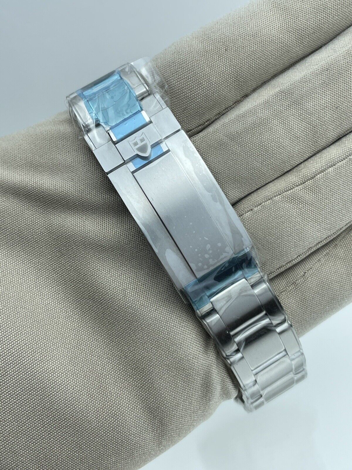 2023 Brand New Tudor Black Bay Pro Ref. M79470-0001 Stainless - Complete Set