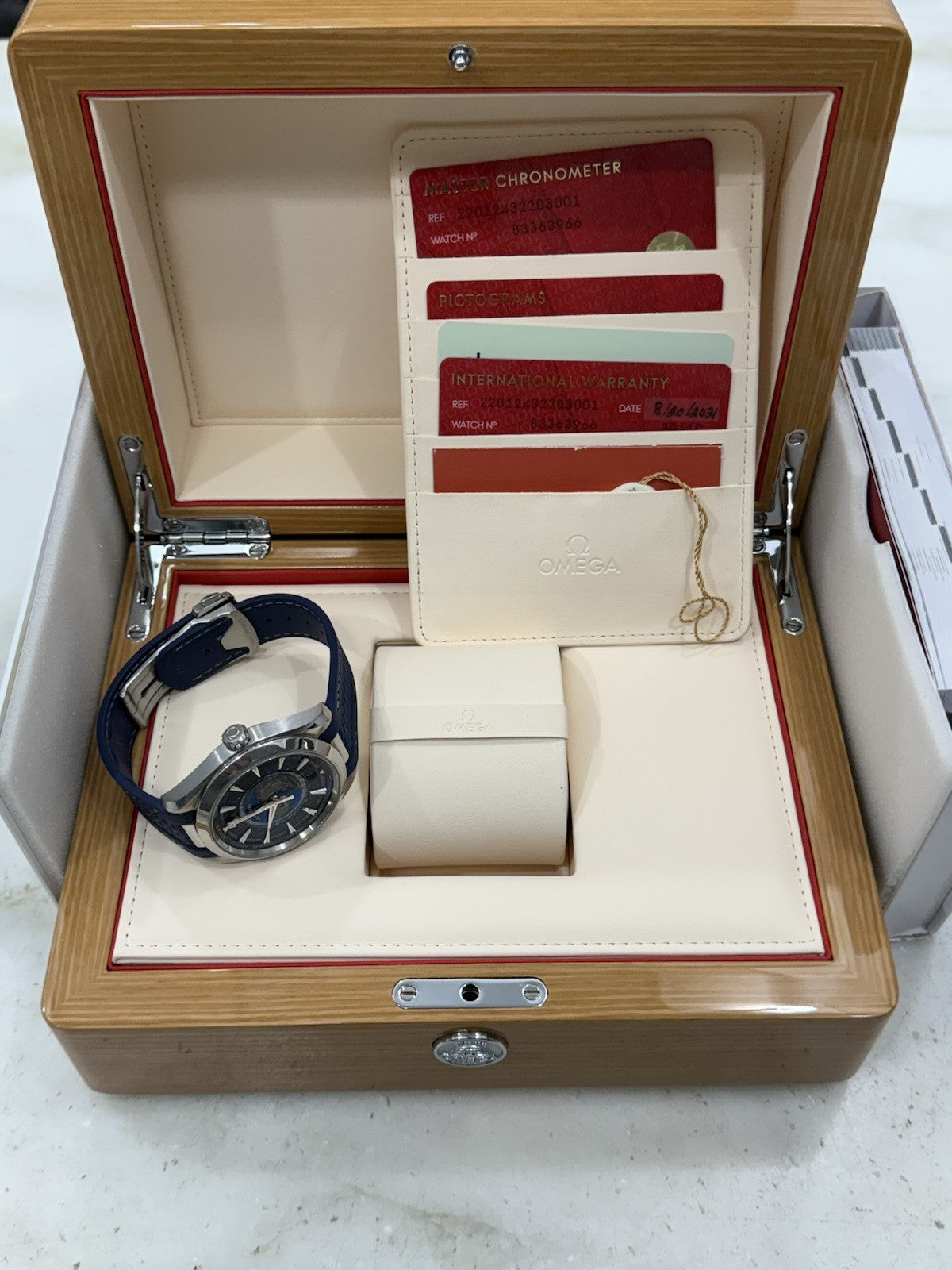 2021 Omega Seamaster GMT Aqua Terra Worldtimer Blue Dial 220.12.43.22.03.001