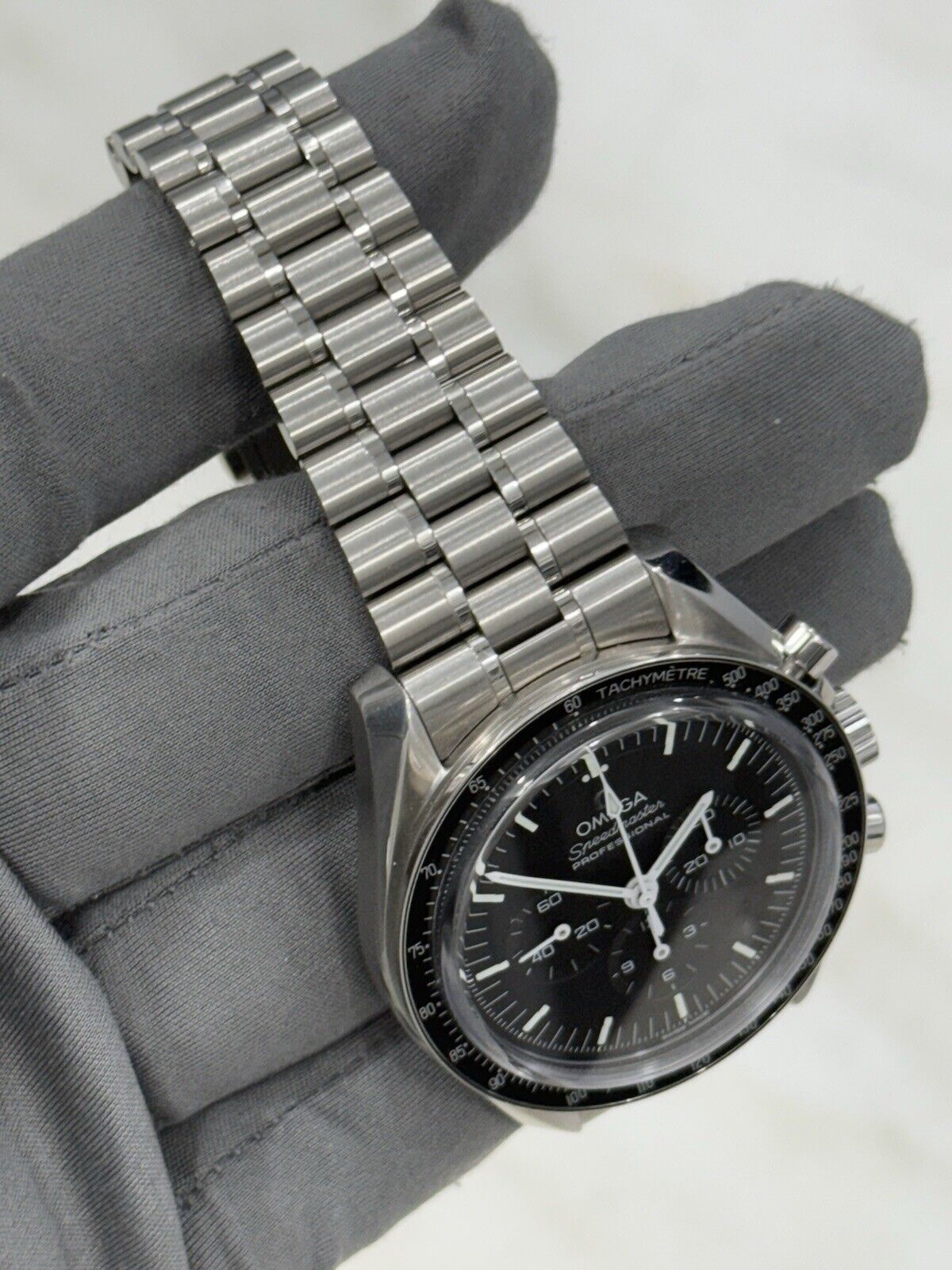 2022 Omega Speedmaster Moonwatch 42mm Sapphire Watch 310.30.42.50.01.002