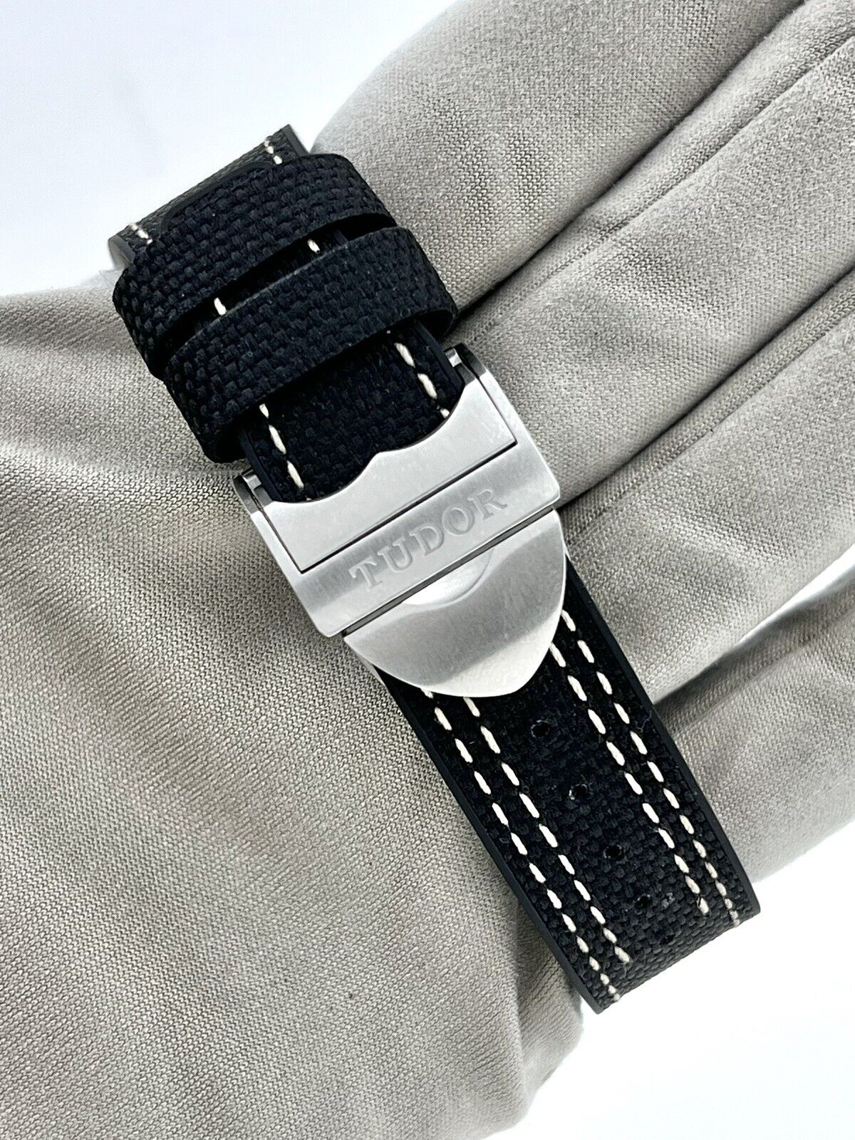 2022+ NEW Tudor Ranger Black Dial Rubber Strap Men's Watch M79950-0002