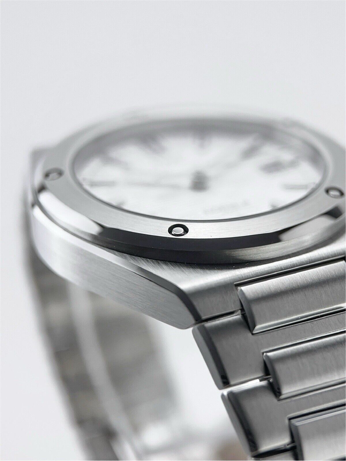 2023 NEW IWC Ingenieur Steel White 40mm Automatic Men’s Watch IW328902 - B/P