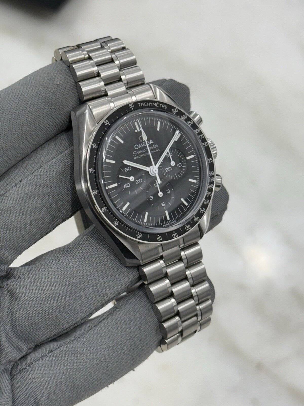 2021 Omega Speedmaster Moonwatch 42mm Sapphire Watch 310.30.42.50.01.002