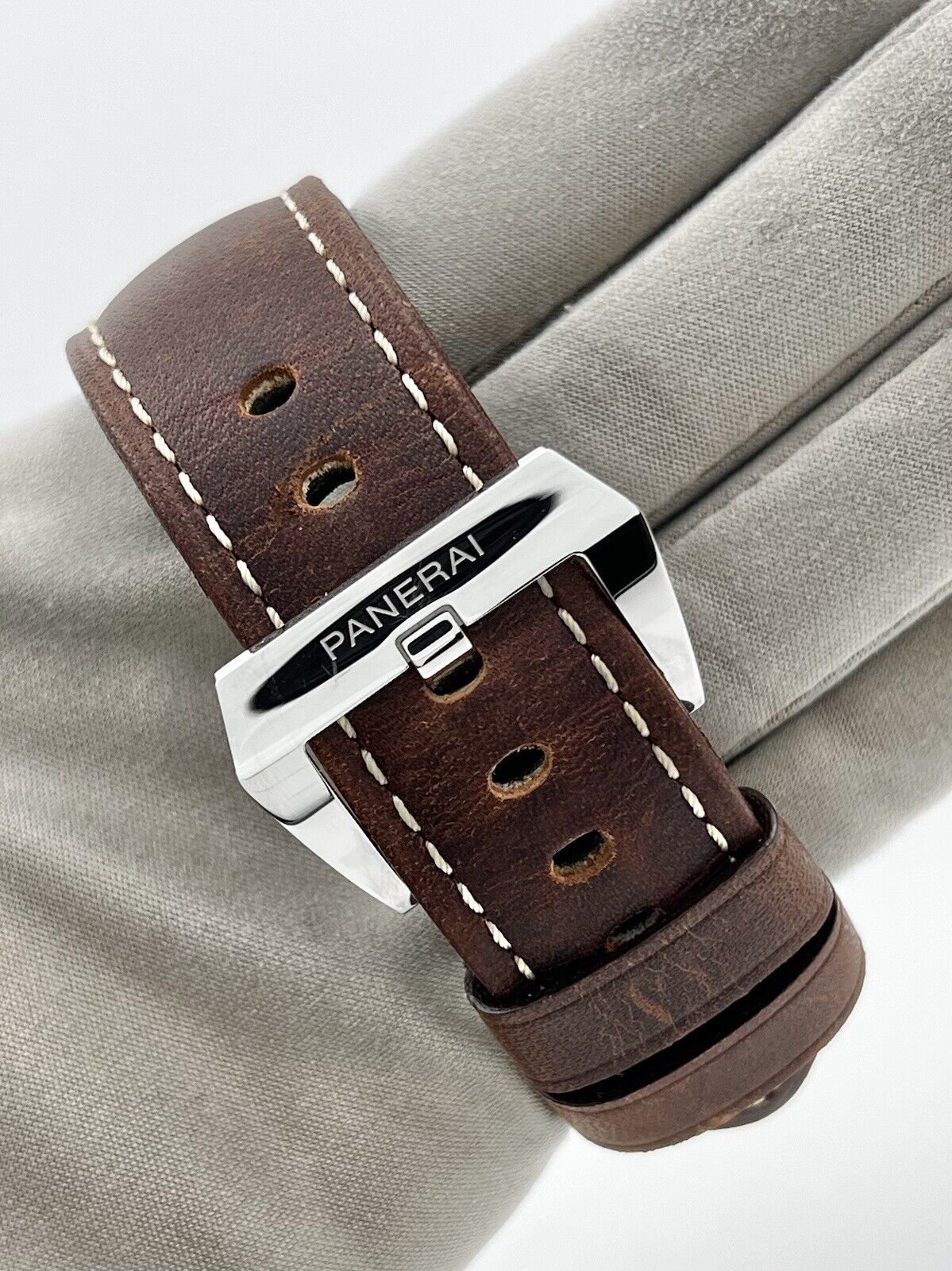 2021 Panerai Luminor 8 Days 44mm Steel Mens Watch Ref - PAM00795 Box And Papers