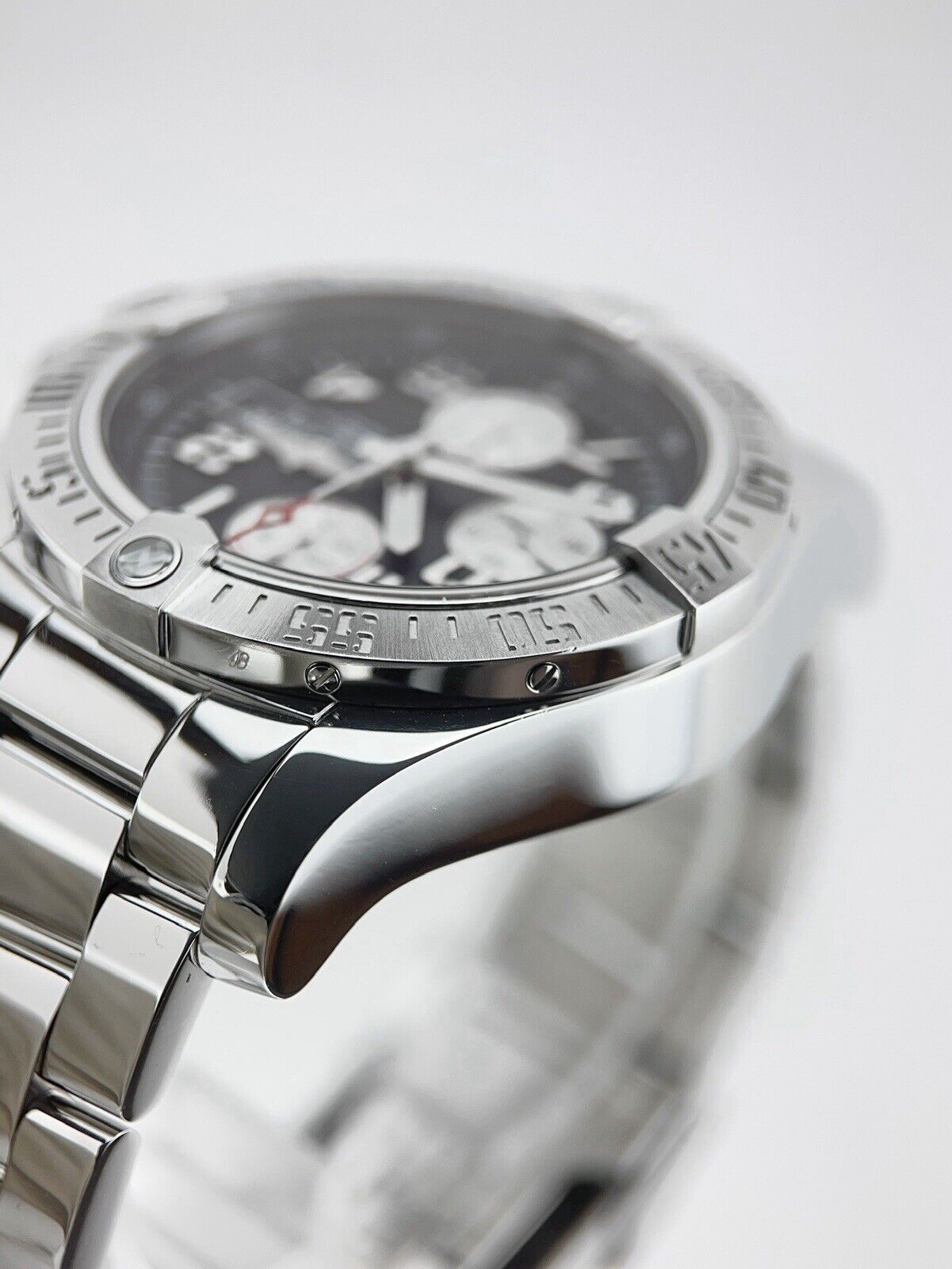 2018 Breitling Avenger II Steel Black Dial 43mm Automatic Men’s Watch A13381