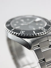 Rolex Submariner Date Stainless Steel Black 40mm Automatic Men’s Watch 16800