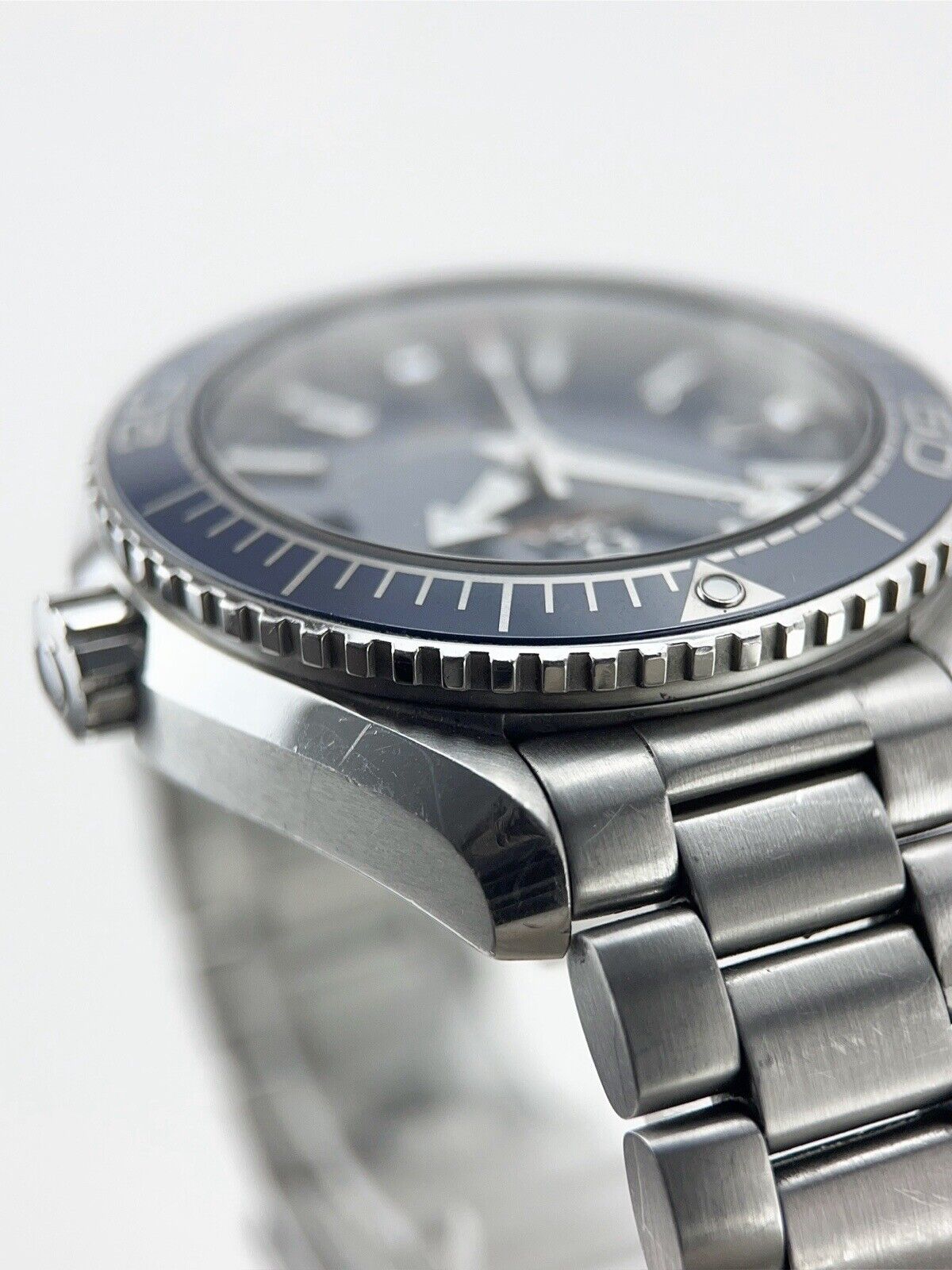 2021 OMEGA Seamaster Planet Ocean Blue Steel 40mm Mens Watch 215.33.40.20.03.001