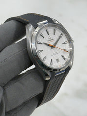 2021 Omega Seamaster Aqua Terra Automatic Rubber Strap Watch 220.12.41.21.02.002