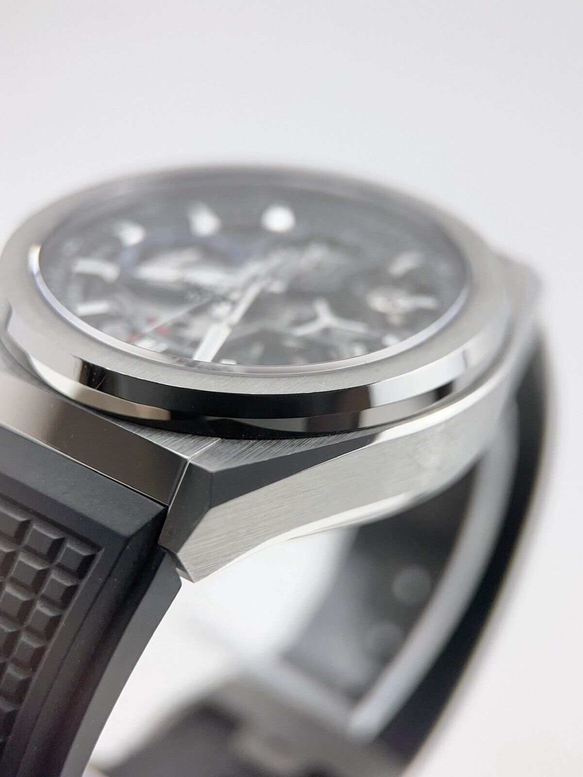 Zenith El Primero Chronograph Titanium 44mm Automatic Men’s Watch 95.9000.9004