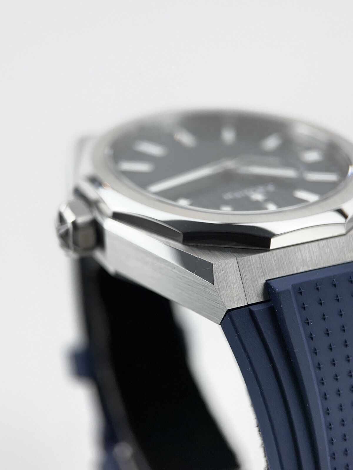 Zenith Defy Skyline Blue 41mm Automatic Mens Steel Watch 03.9300.3620/51.I001