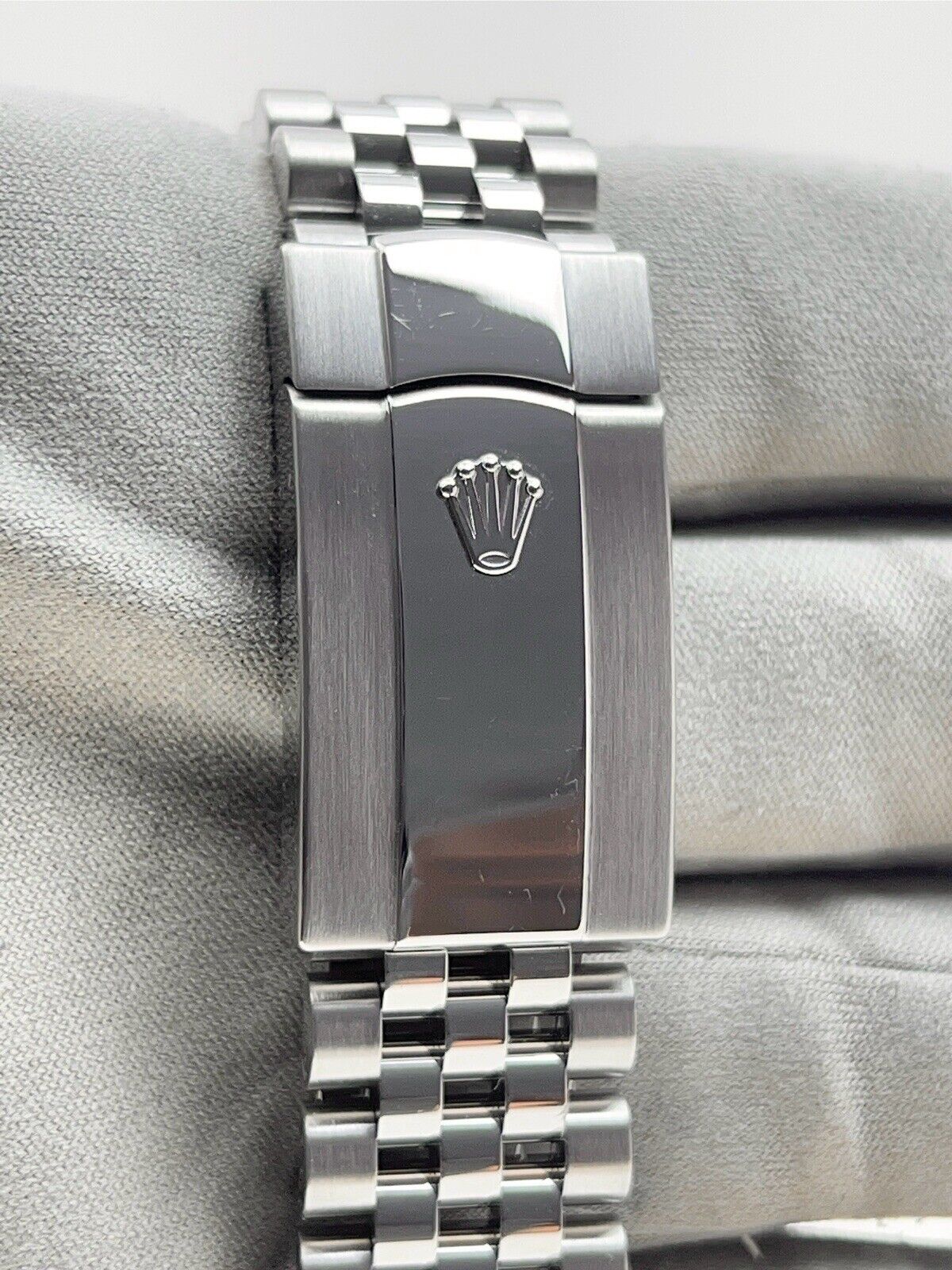 2022 Rolex Datejust Wimbledon Steel Grey Dial 36mm Automatic Men’s Watch 126200