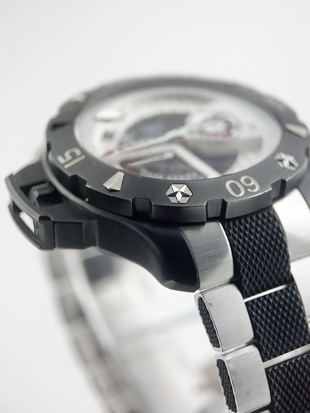 Zenith Defy Extreme Titanium Silver Dial 43mm Automatic Men's Watch 96.0515.685