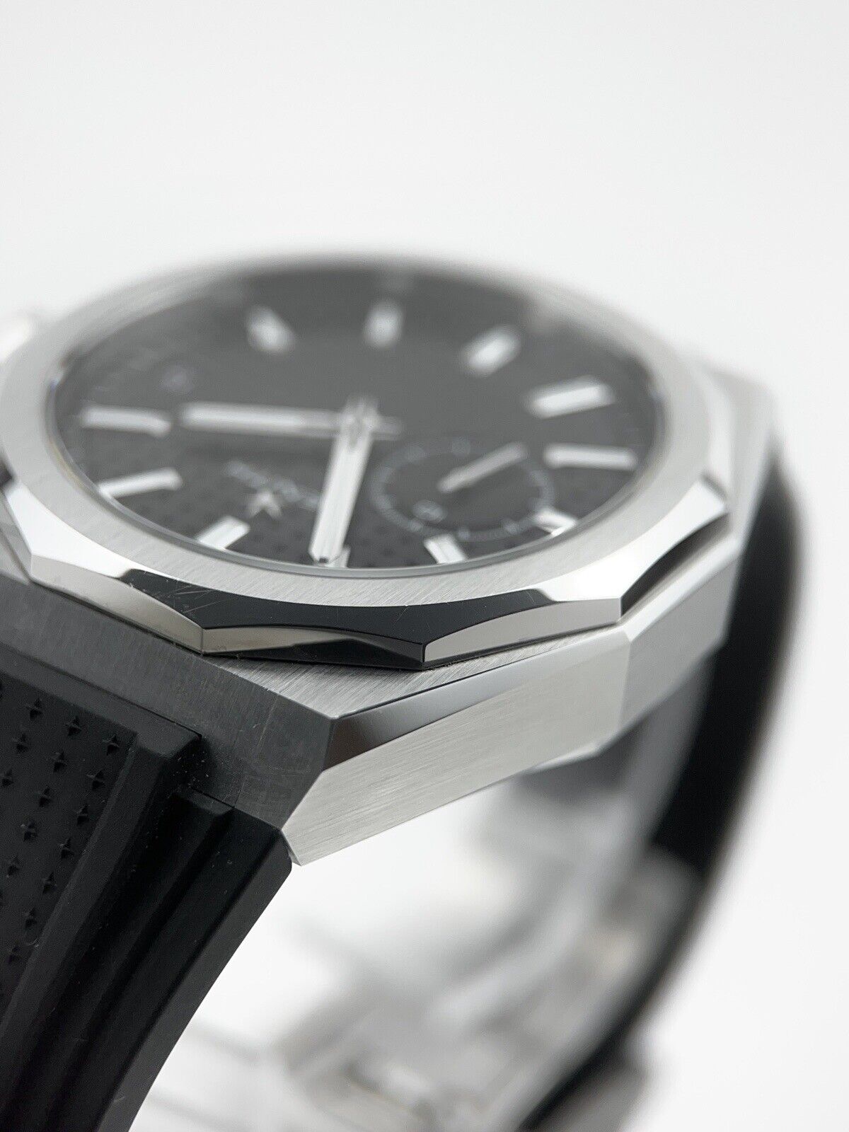 Zenith Defy Skyline Automatic 41mm Men’s Steel Watch Ref 03.9300.3620 Black Dial